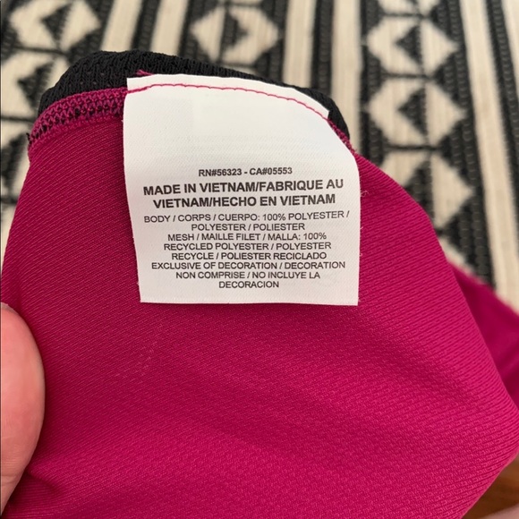 Nike Run Tops - Picture 5 of 5